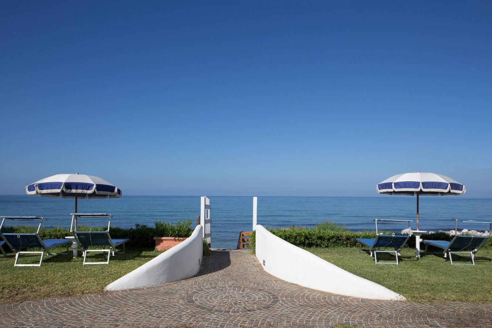 Dimora Del Leone Gaeta Bed and Breakfast Buitenkant foto